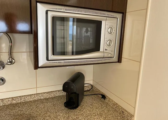 Luna - Airco - Sea View - First Line - Own Parking Daire