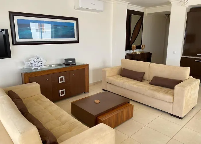 Luna - Airco - Sea View - First Line - Own Parking Daire *