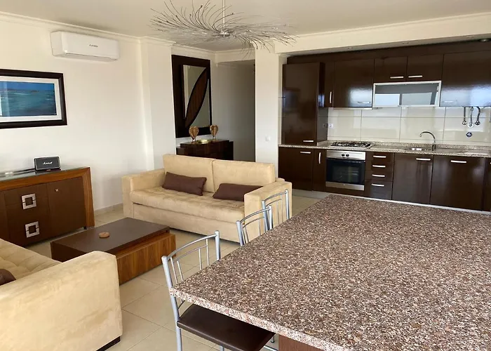 Daire Luna - Airco - Sea View - First Line - Own Parking Armação de Pêra